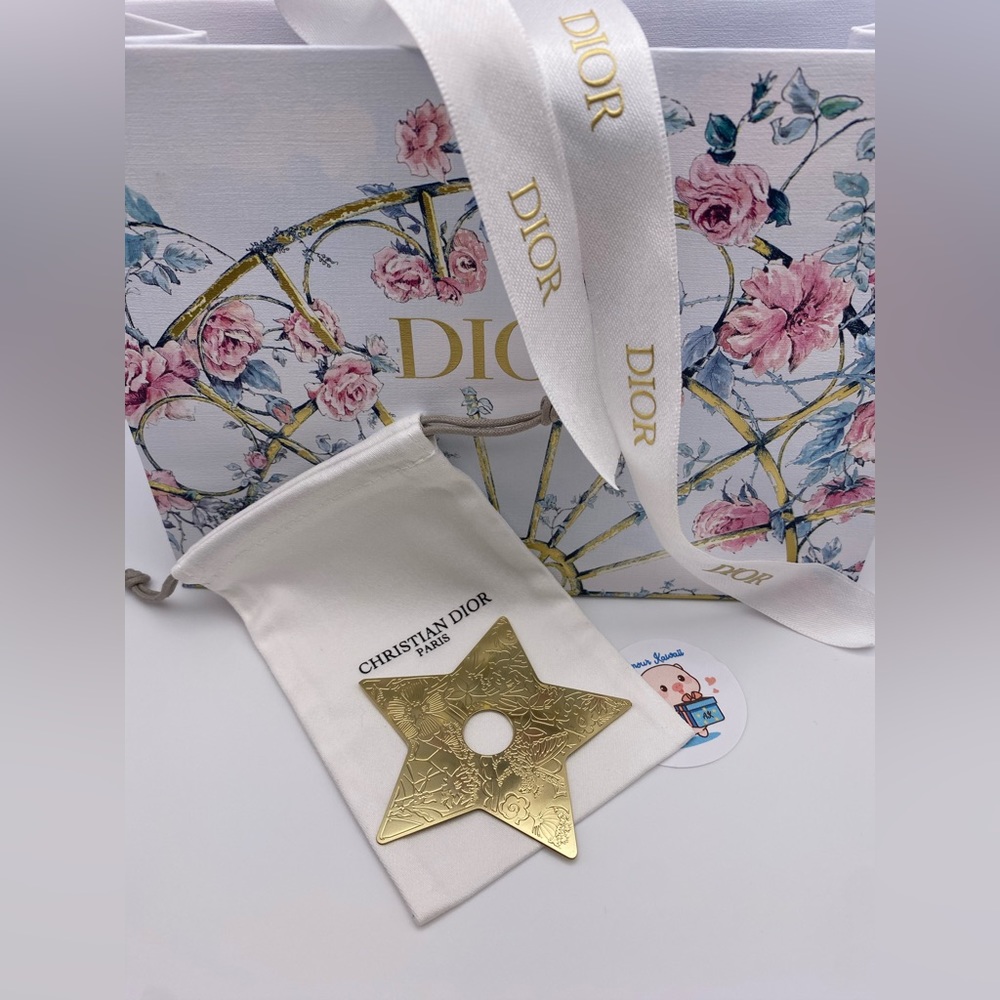 Dior gold tone Flower star charm with Gift bag & la collection du…